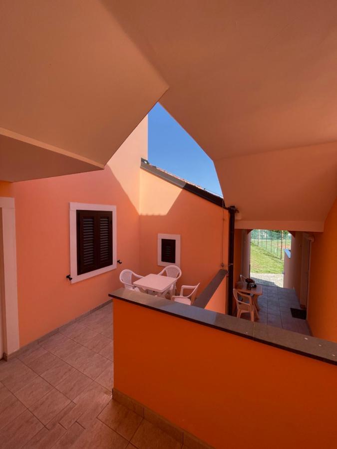 Rozmaryn Apartment Nerezine Exterior photo